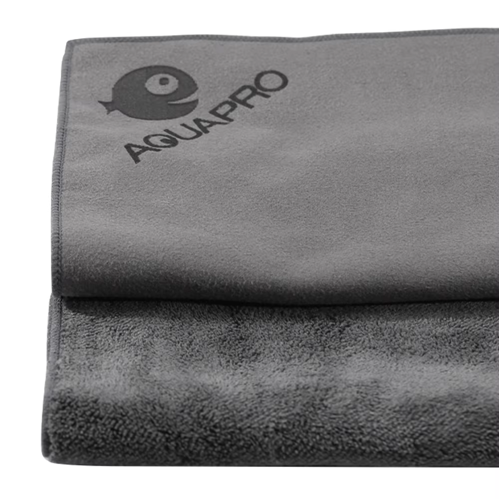 aqua pro towel 30x30cm folded